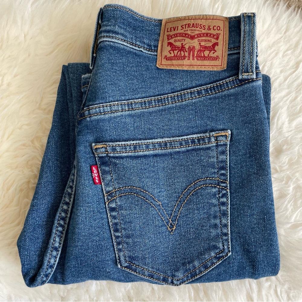 Levi’s Ribcage Straight Ankle Jeans Size 25 High Rise Button Fly